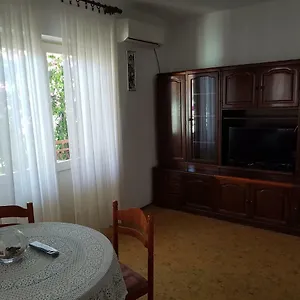  Apartament Mravak